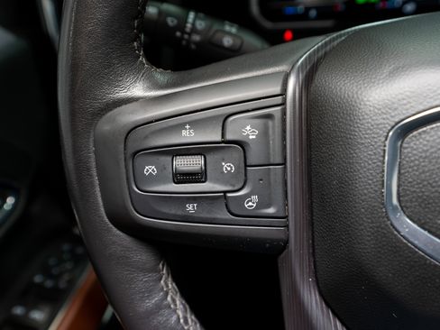 Used 2024 GMC Sierra 2500 Denali Ultimate image 30