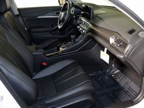 Used 2026 Acura Integra Base image 31