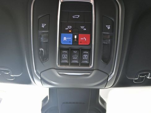 New 2026 Jeep Cherokee Limited AWD/4WD image 34