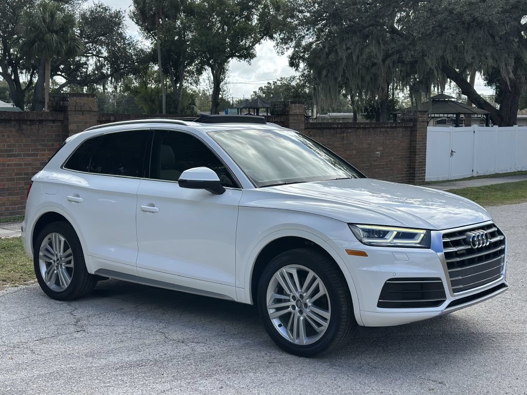 Used 2020 Audi Q5 2.0T Premium Plus w/ Premium Plus Package AWD/4WD image 5