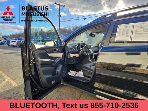 Used 2022 Subaru Ascent Touring image 10