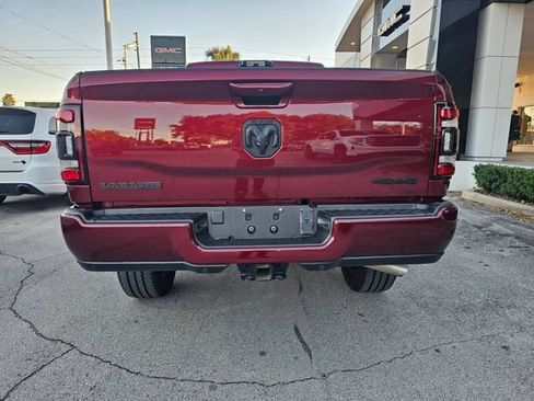 Used 2024 RAM 2500 Laramie w/ Night Edition AWD/4WD image 4