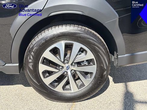 Used 2025 Subaru Outback Premium AWD/4WD image 8