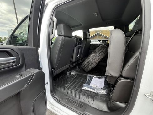 New 2025 GMC Sierra 3500 Pro w/ Convenience Package image 9