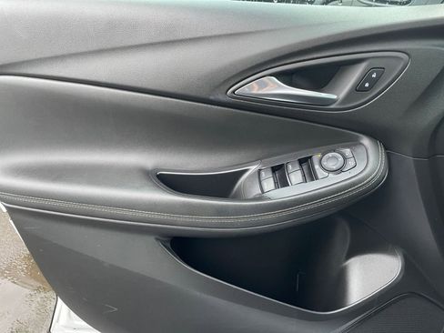 Used 2025 Buick Encore GX Preferred image 20