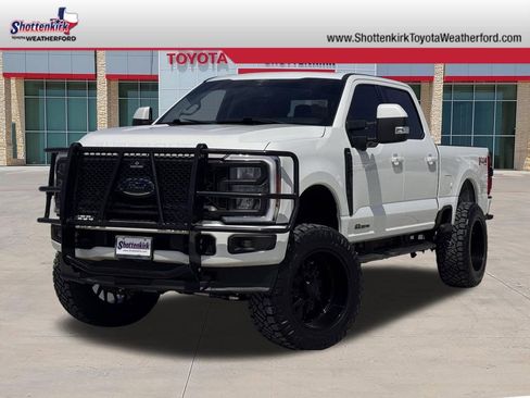 Used 2023 Ford F250 Lariat w/ Sport Appearance Package image 1
