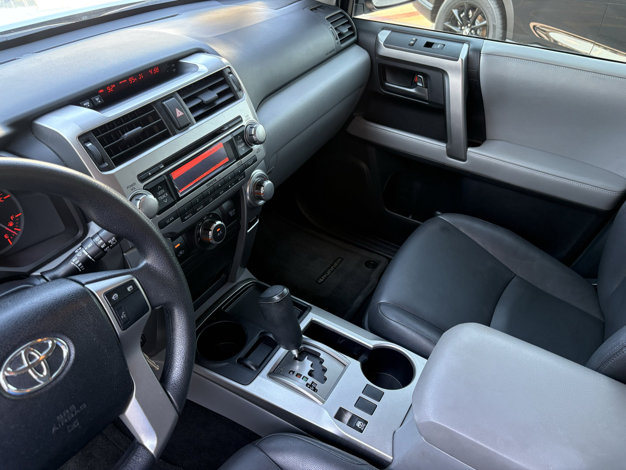 Used 2013 Toyota 4Runner SR5 RWD image 17