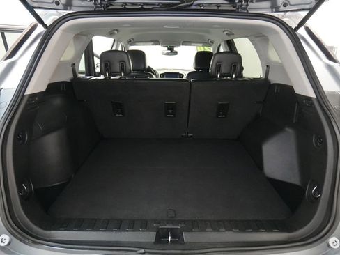 Used 2020 GMC Terrain SLT image 23