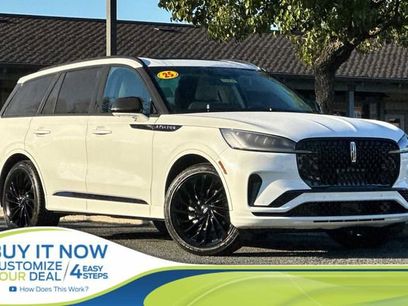 Used 2025 Lincoln Aviator Reserve w/ Jet Appearance Package
