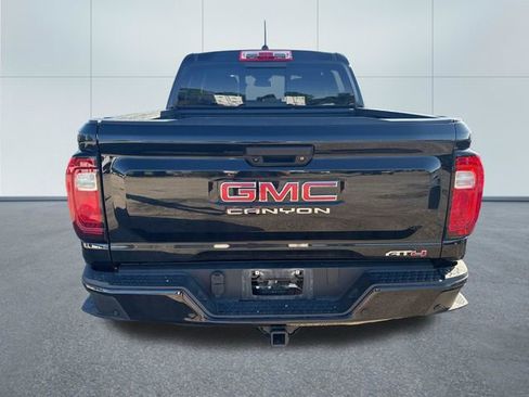 Used 2024 GMC Canyon AT4 w/ AT4 Premium Package AWD/4WD image 3