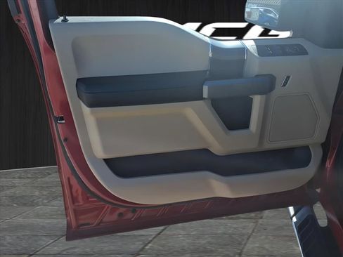 Used 2016 Ford F150 XLT w/ Equipment Group 301A Mid image 13