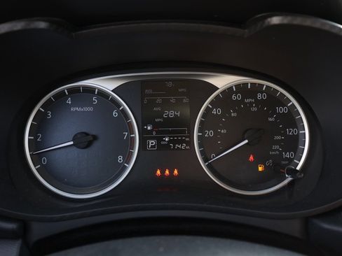 Used 2025 Nissan Versa S image 25