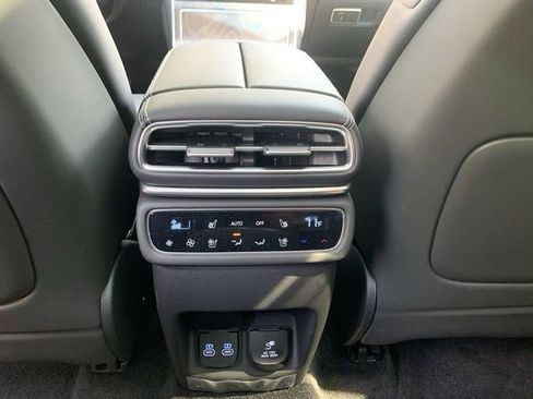 Used 2026 Genesis GV80 3.5T Prestige image 13