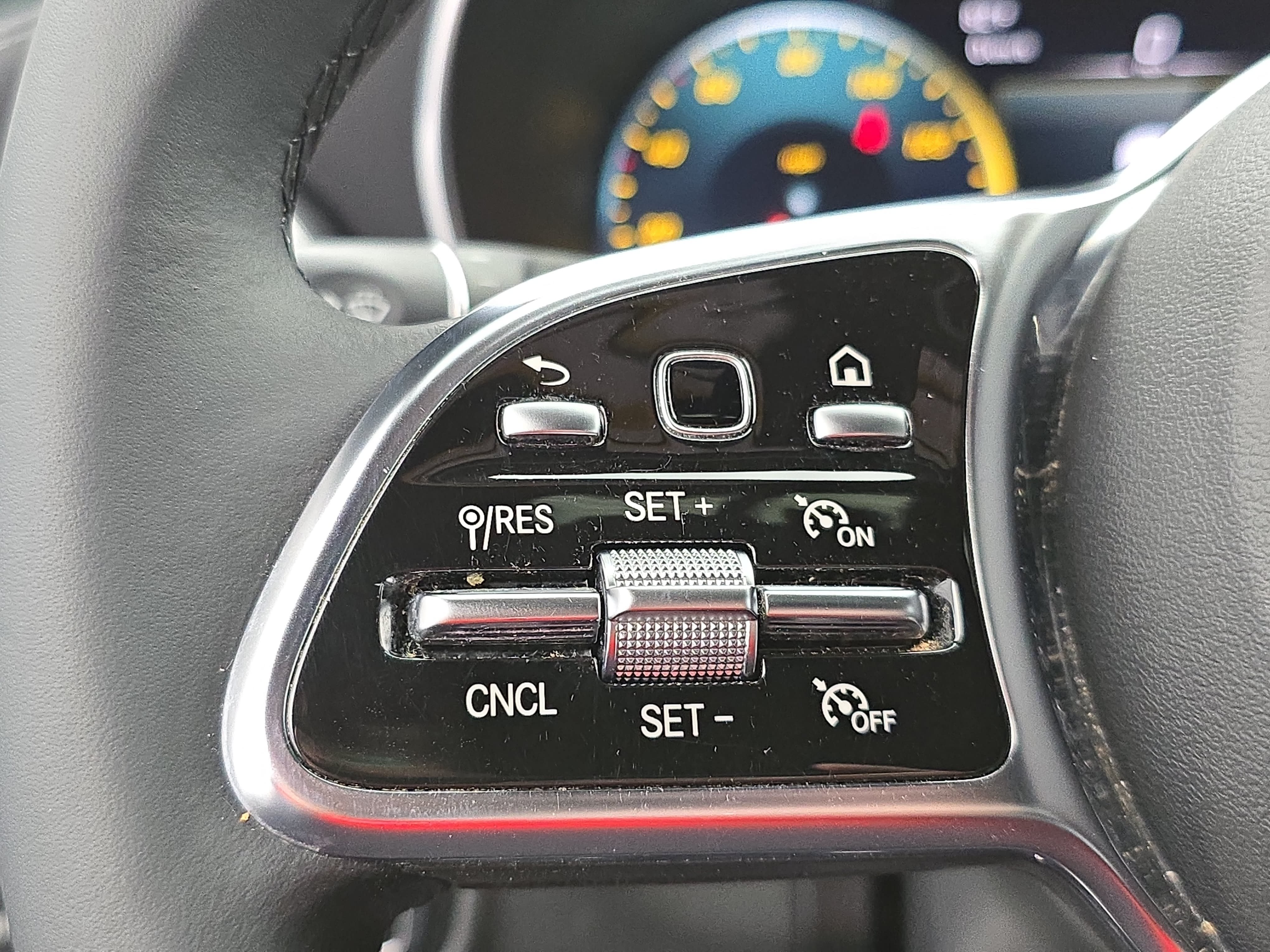 Certified 2023 Mercedes-Benz GLC 300 4MATIC Coupe image 17