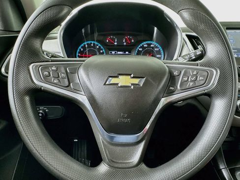 Used 2019 Chevrolet Equinox LS AWD/4WD image 37