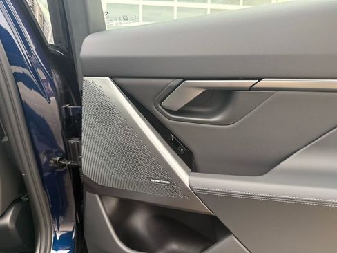 New 2026 BMW 530i xDrive w/ M Sport Package image 38