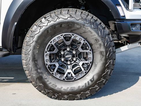 Used 2025 Ford F150 Raptor w/ Equipment Group 803A Raptor R image 9