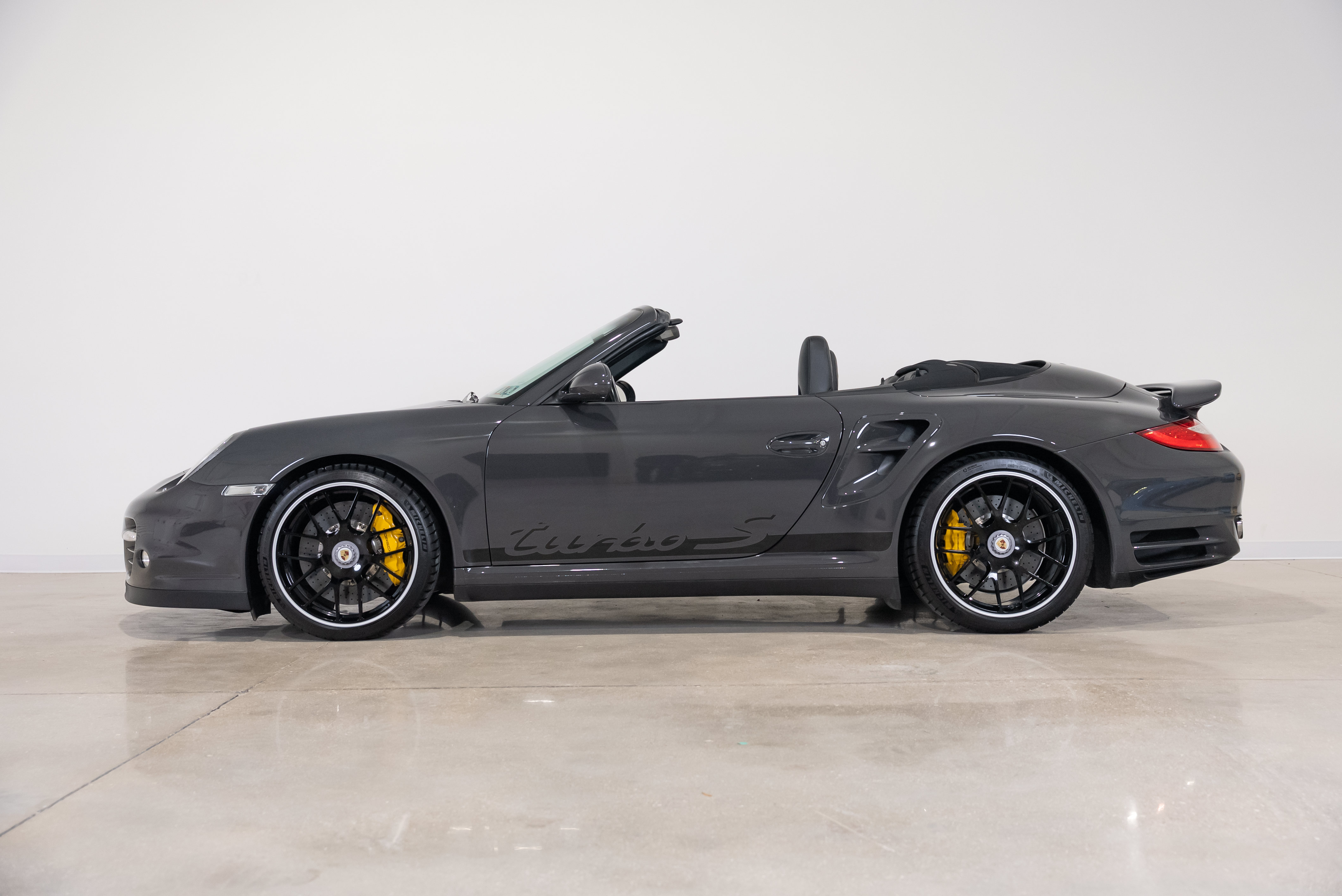Used 2012 Porsche 911 Edition 918 Spyder AWD/4WD image 15