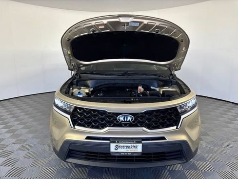 Used 2021 Kia Sorento LX FWD image 33