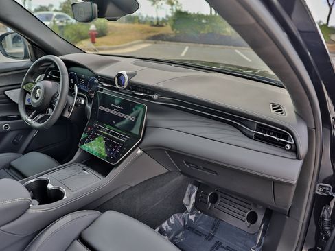 New 2024 Maserati Grecale GT image 48