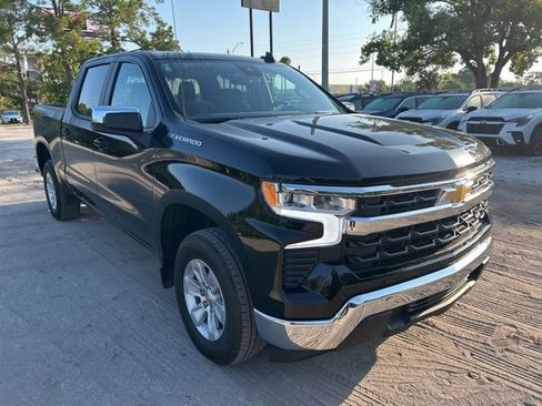 Used 2025 Chevrolet Silverado 1500 LT image 1