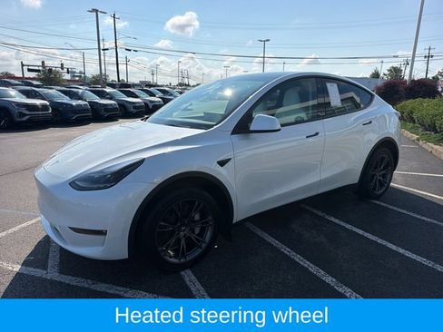 Used 2023 Tesla Model Y Long Range AWD/4WD image 7