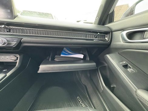 Used 2024 Honda Civic Sport Touring image 27