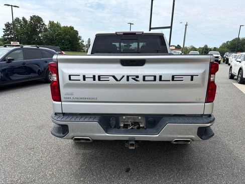 Used 2021 Chevrolet Silverado 1500 LT AWD/4WD image 7