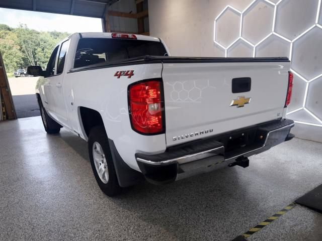 Used 2018 Chevrolet Silverado 1500 LT w/ All Star Edition AWD/4WD image 3