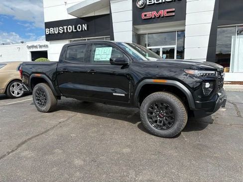 New 2026 GMC Canyon Elevation w/ Convenience Package image 2