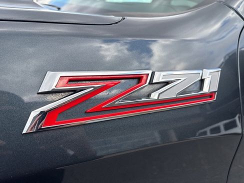 Used 2019 Chevrolet Silverado 1500 LTZ w/ LTZ Premium Package image 32