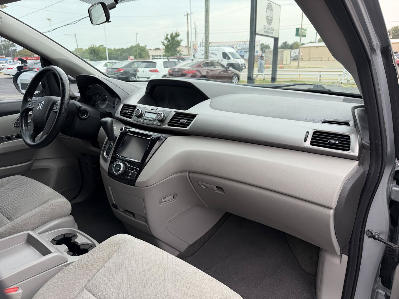 Used 2016 Honda Odyssey EX image 17