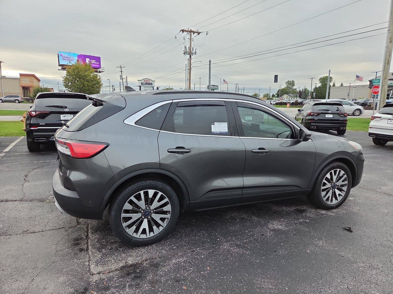 Used 2020 Ford Escape Titanium AWD/4WD image 27