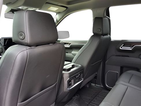New 2026 GMC Sierra 1500 SLT w/ SLT Premium Plus Package AWD/4WD image 31