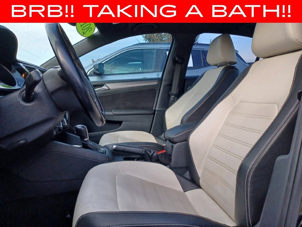 Used 2017 Volkswagen Jetta Sport FWD image 5