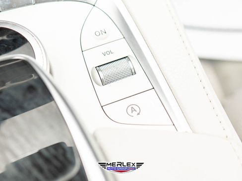 Used 2016 Mercedes-Benz S 550 4MATIC Sedan w/ Premium Package image 36