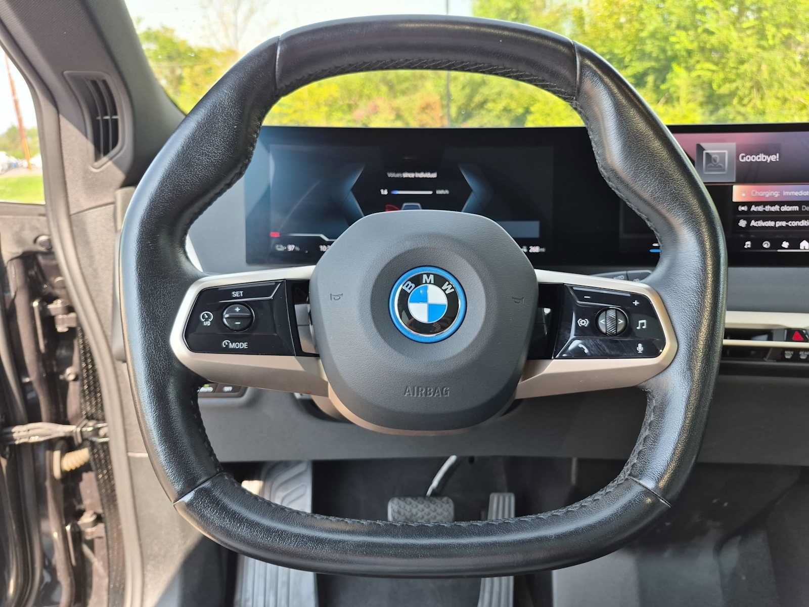 Used 2024 BMW iX xDrive50 w/ Sport Package AWD/4WD image 12