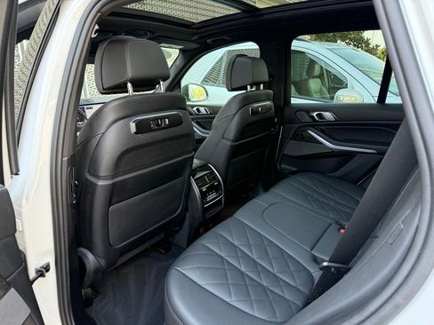 Used 2024 BMW X5 xDrive40i AWD/4WD image 27