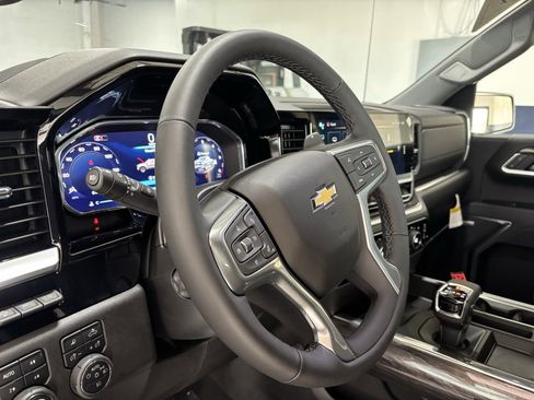 New 2026 Chevrolet Silverado 1500 LTZ w/ LTZ Premium Package image 14