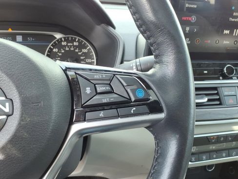 Used 2023 Nissan Altima 2.5 SL image 15