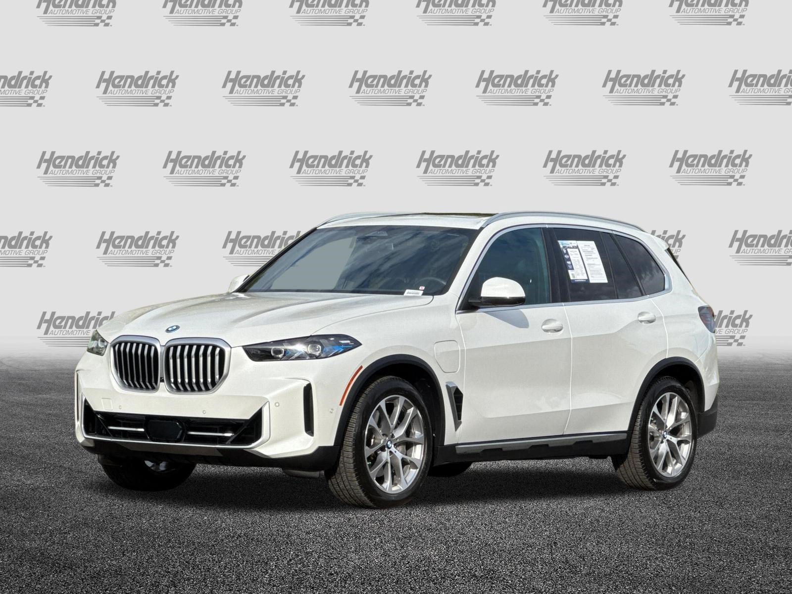 Used 2026 BMW X5 xDrive50e w/ Premium Package AWD/4WD image 9