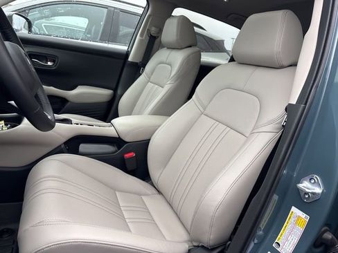 Used 2026 Honda HR-V EX-L image 11