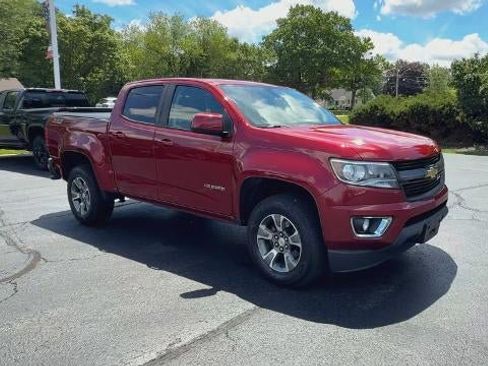 Certified 2019 Chevrolet Colorado Z71 AWD/4WD image 2