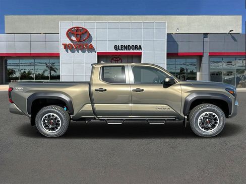 New 2026 Toyota Tacoma TRD Off-Road image 2