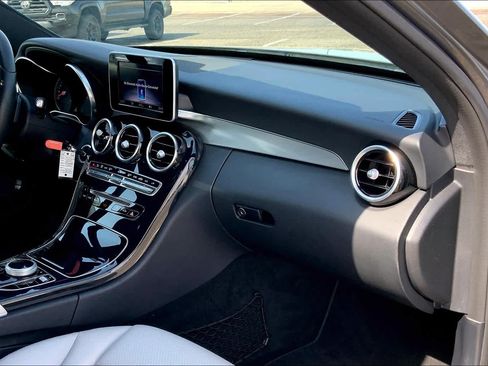 Used 2018 Mercedes-Benz C 300 Sedan image 17