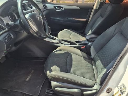 Used 2015 Nissan Sentra SR FWD image 13