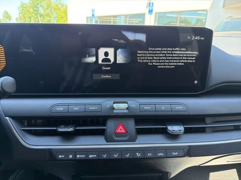 New 2026 Kia K4 FWD image 25