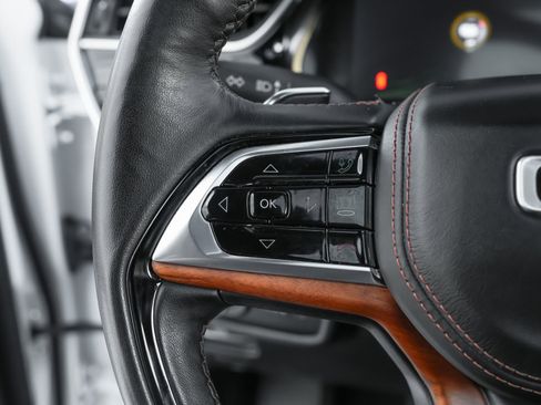 Used 2022 Jeep Grand Cherokee Summit image 18