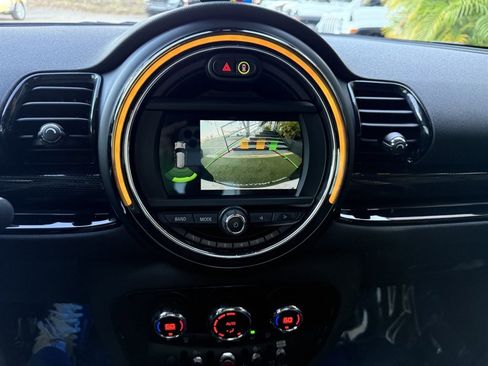 Used 2019 MINI Cooper Clubman S image 27