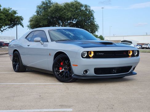Used 2021 Dodge Challenger R/T Scat Pack w/ Plus Package RWD image 1